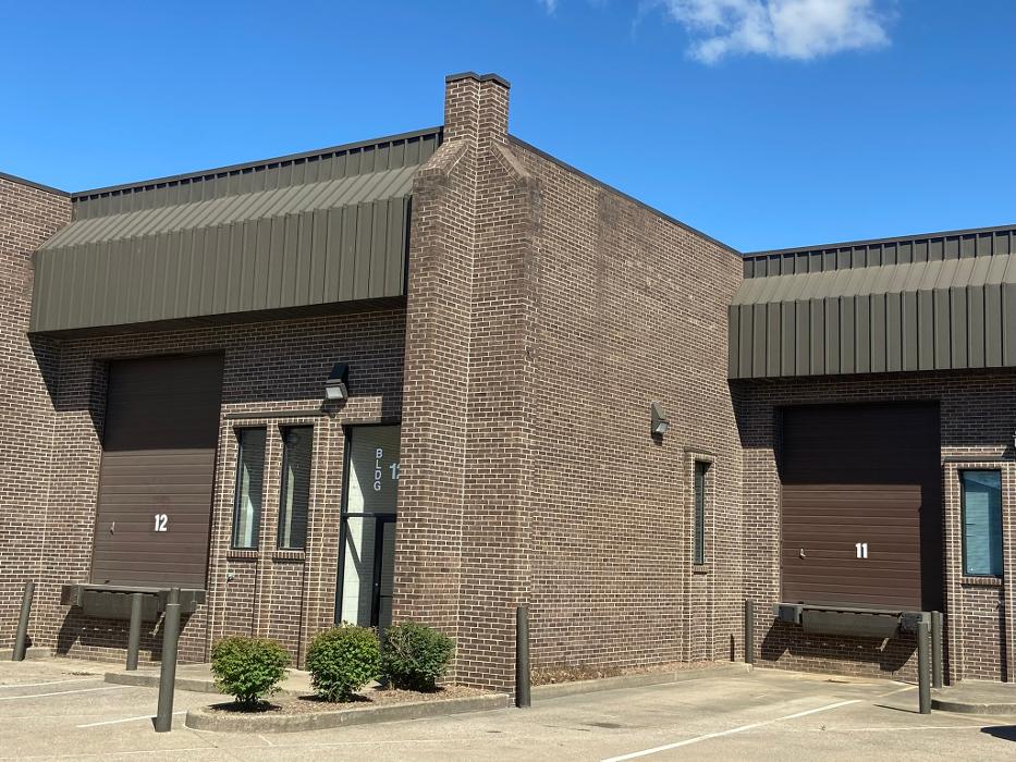 Burkhardt Square Commerce Center - Evansville, IN