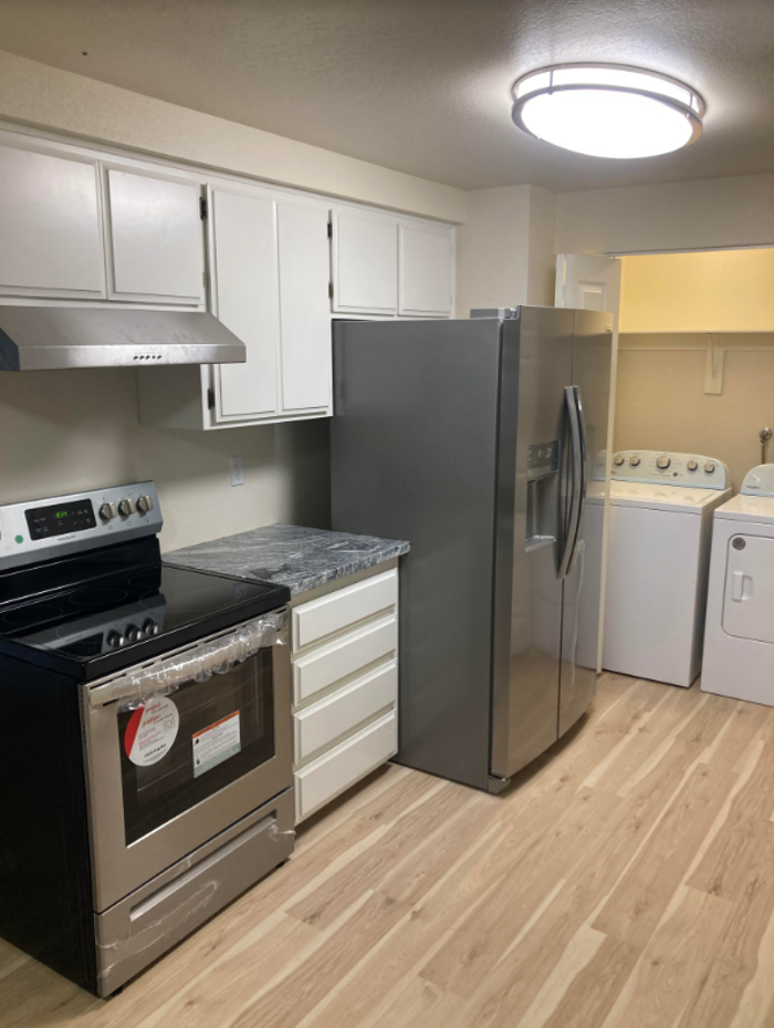 Red White & Blue Construction, LLC - Salem, OR