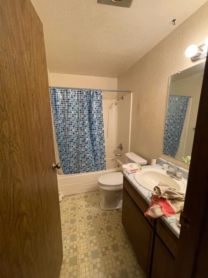 Red White & Blue Construction, LLC - Salem, OR