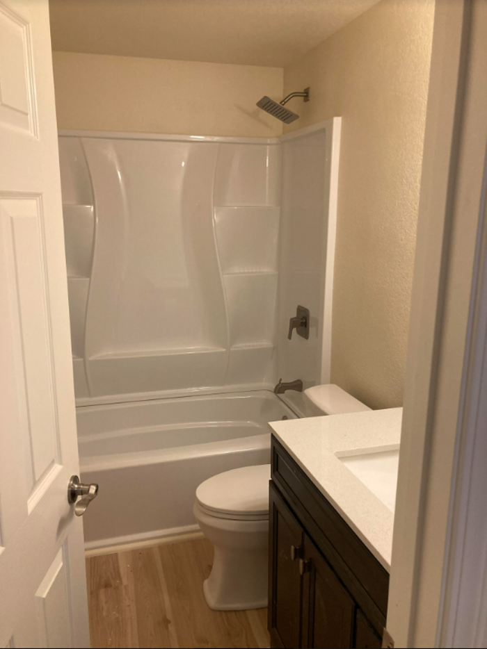 Red White & Blue Construction, LLC - Salem, OR