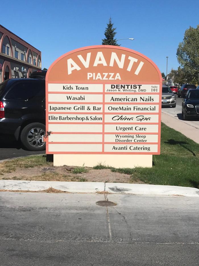 Roberts Signs & Lighting Inc - Cheyenne, WY