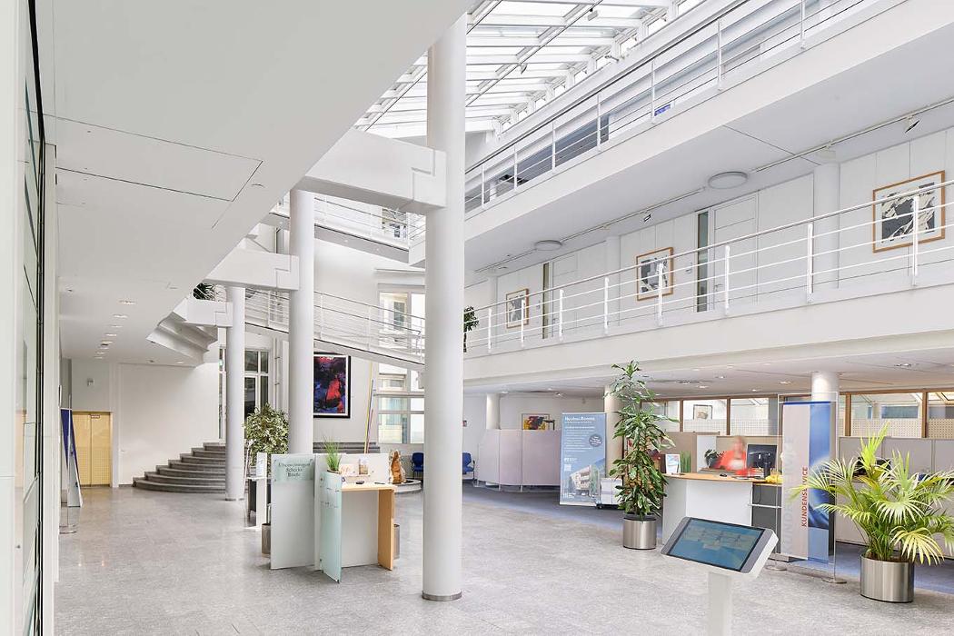 Volksbank in der Region eG Hauptstelle Herrenberg, Hindenburgstraße in Herrenberg