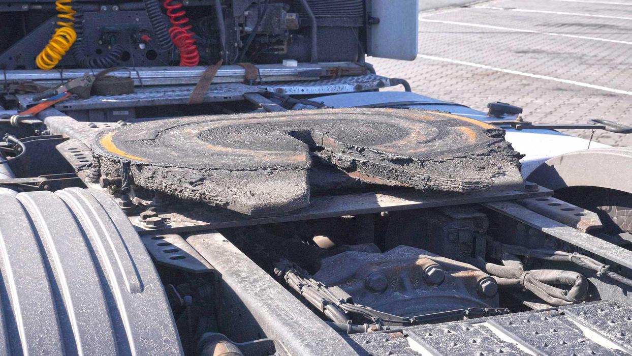 Burt's Truck Repair - Norwich, NY