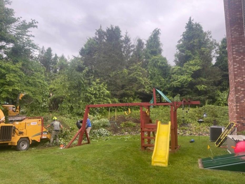 Mcculloch Property Maintenance LLC - Newtown, CT