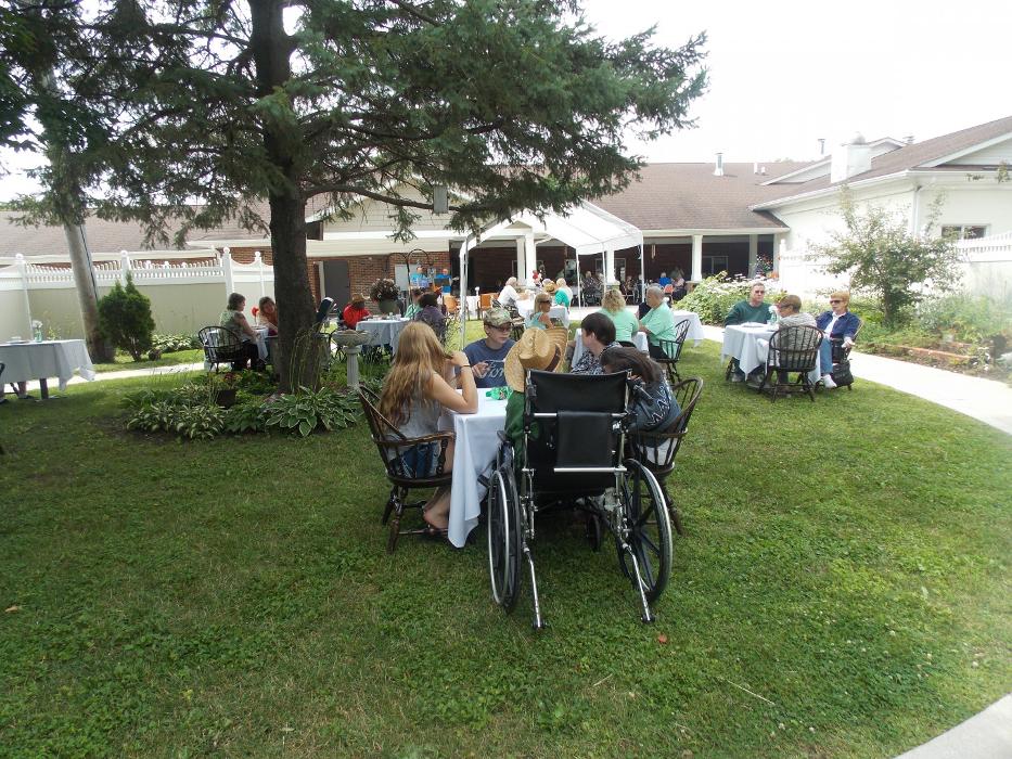 Sensations Memory Care Residence - Charlotte, MI