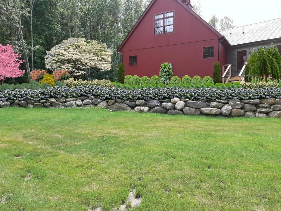 Young's at Three Rivers - Woodbury, CT