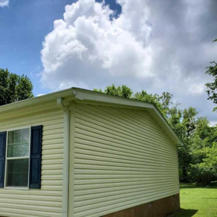 Exterior Cleaning Solutions - Manchester, TN