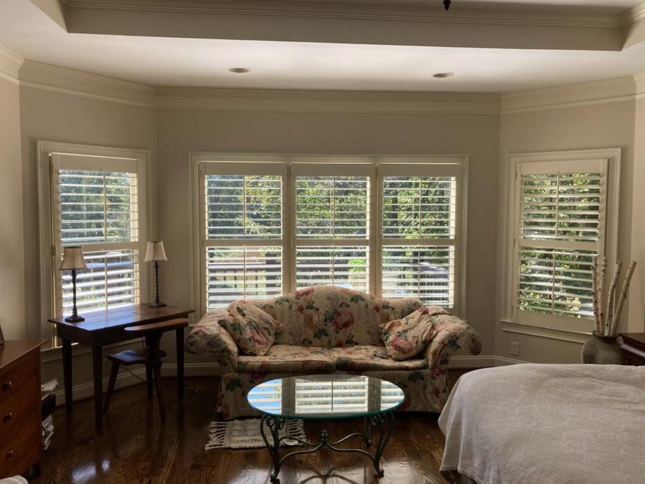 Commonwealth Custom Shutters & Blinds, LLC - Lexington, KY