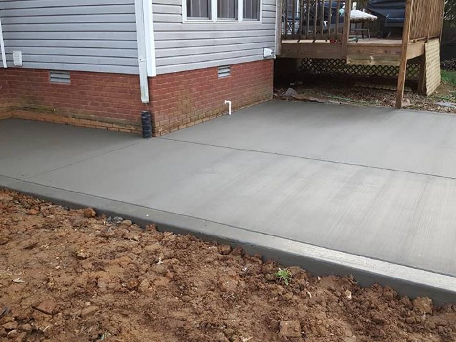 Aguila's Outdoor Improvements - Clarksville, TN