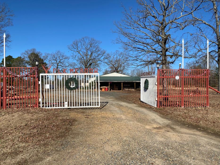 ElkMeadow Woodworks - De Kalb, TX