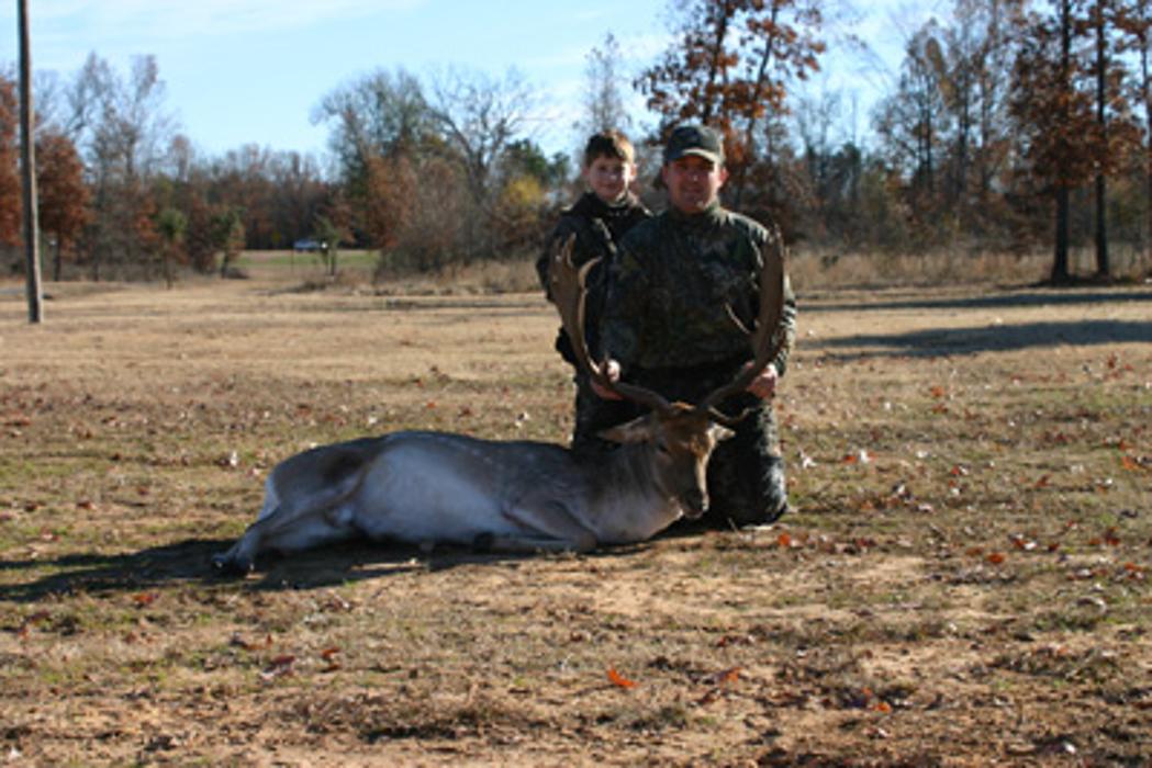 Elkmeadow Game Ranch & Pavilion - De Kalb, TX