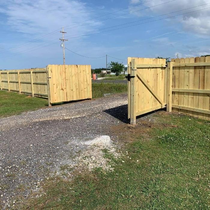Blackhawk Fencing LLC - Deridder, LA