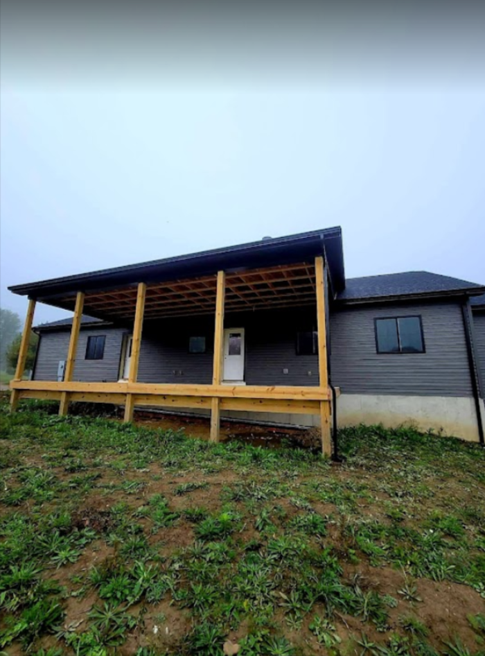 DDF SEAMLESS GUTTERS & CONSTRUCTION LLC - Wellston, OH
