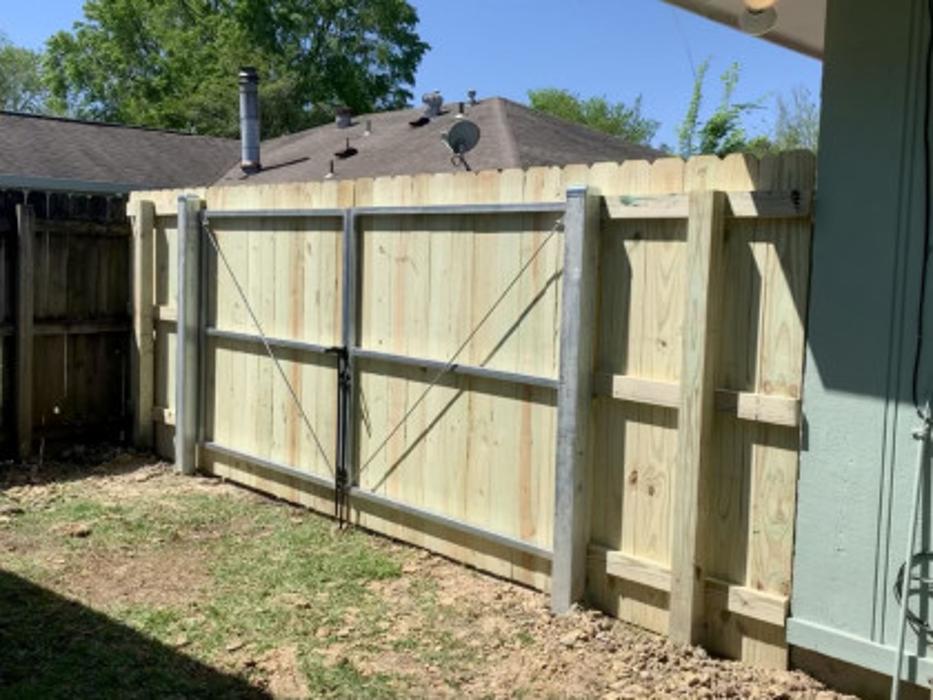 Denham Fence and Deck - Denham Springs, LA