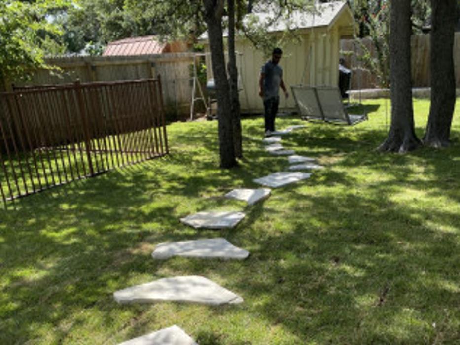 Ruben's Landscaping - Del Valle, TX