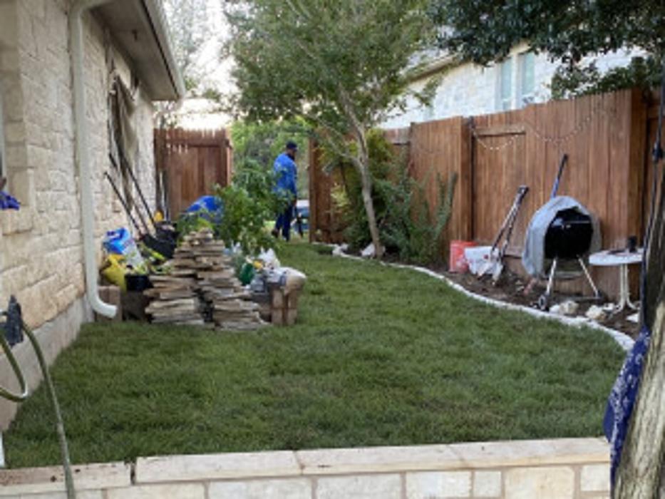 Ruben's Landscaping - Del Valle, TX