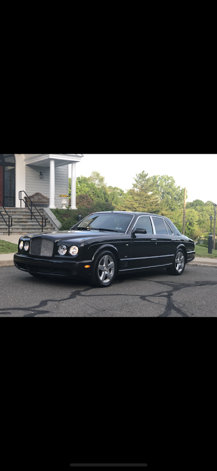 Ultimate Limousine Service - Danbury, CT
