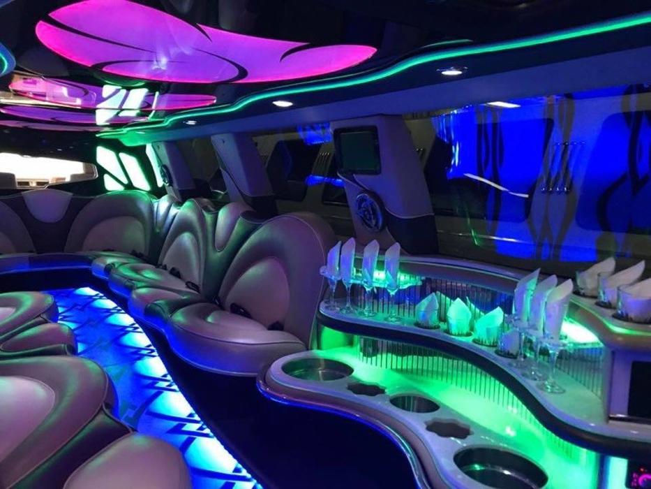 Ultimate Limousine Service - Danbury, CT