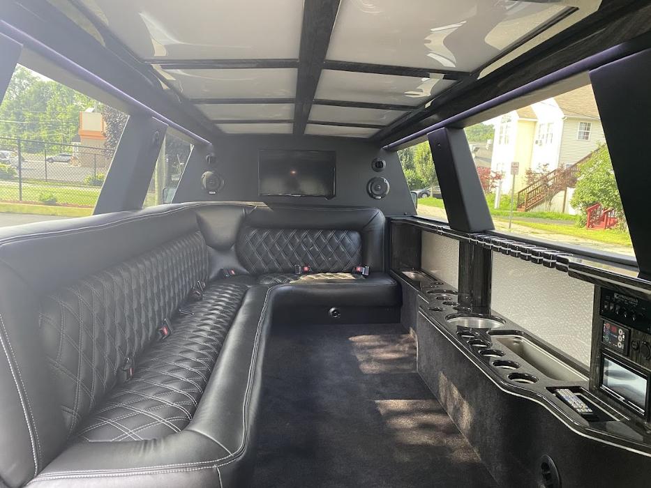 Ultimate Limousine Service - Danbury, CT
