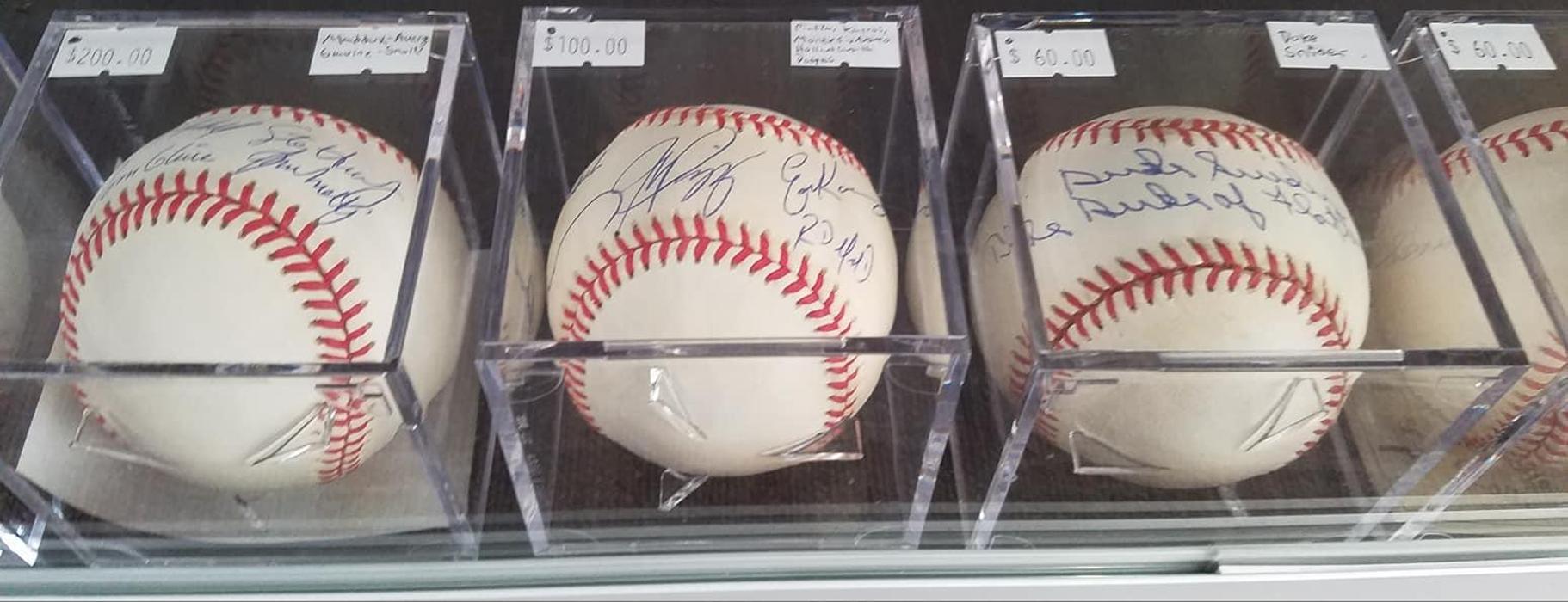 Parlor City Cards & Collectibles - Binghamton, NY