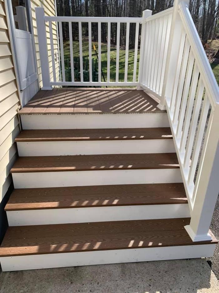 Russell's Contracting LLC - York, ME