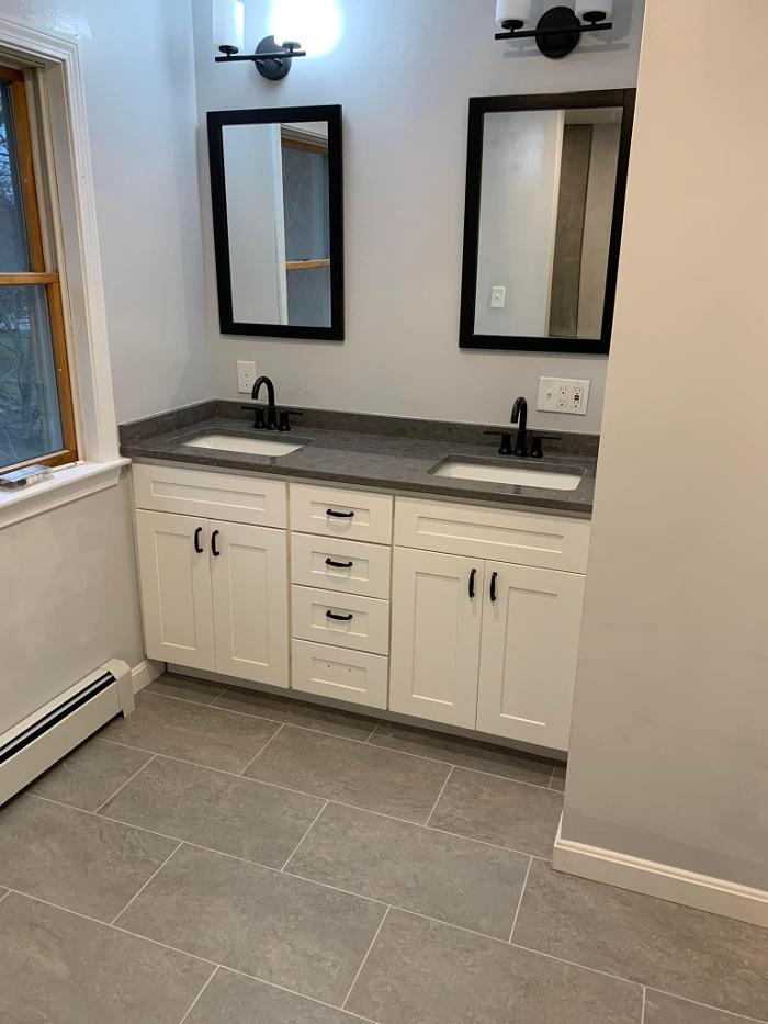 Russell's Contracting LLC - York, ME