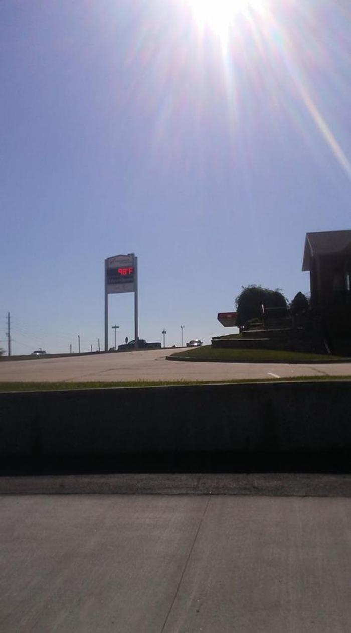 Elite Dry Cleaners & Laundromat LLC - Sedalia, MO