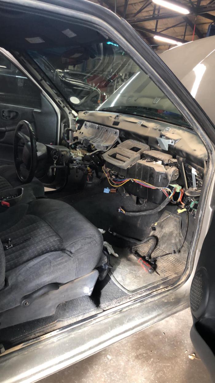 First Class Truck & Auto Service, Inc. - Evans, CO