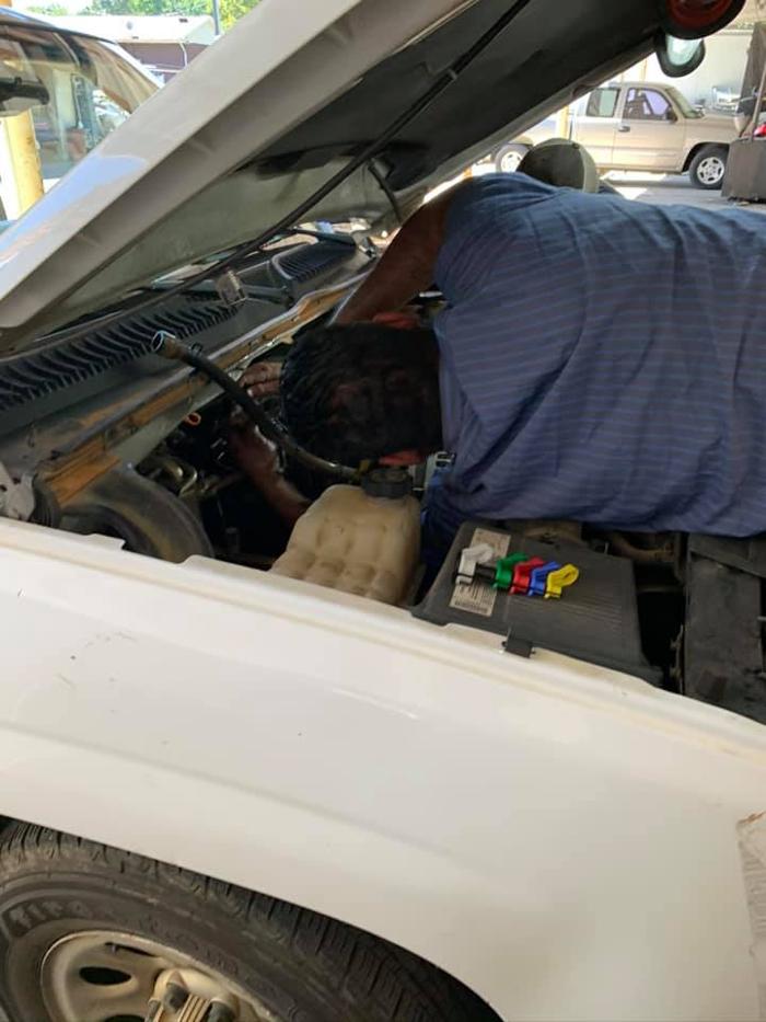 Road Dog Mechanics - Walkertown, NC