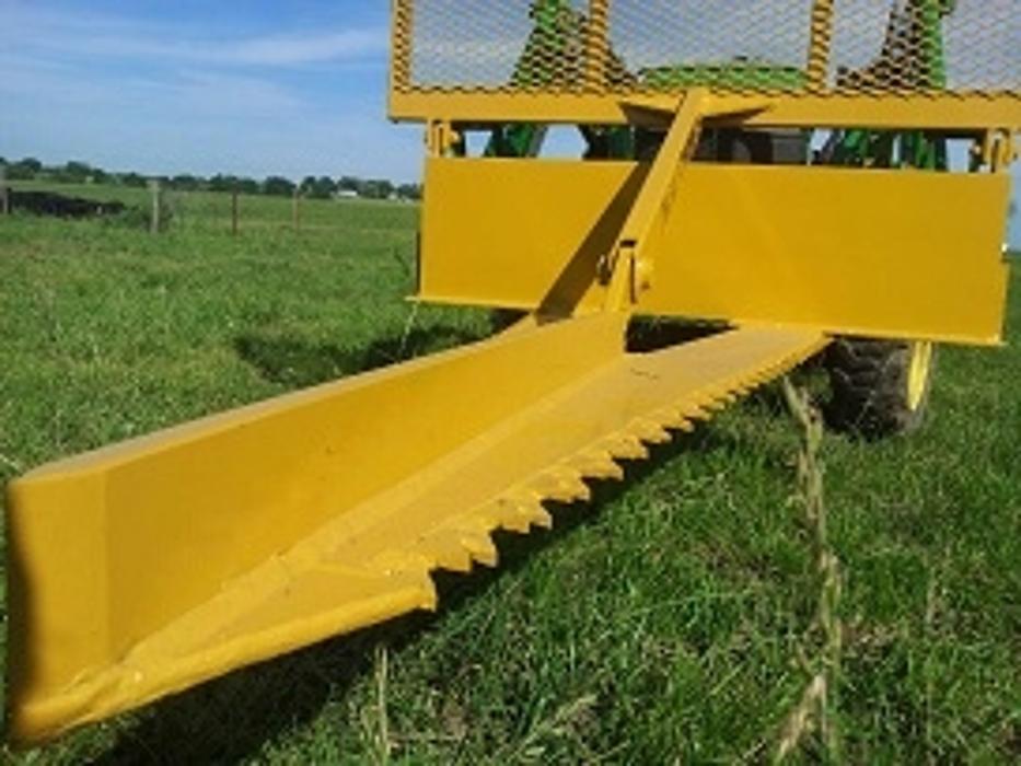 The Perfect TreeSaw - Green Ridge, MO