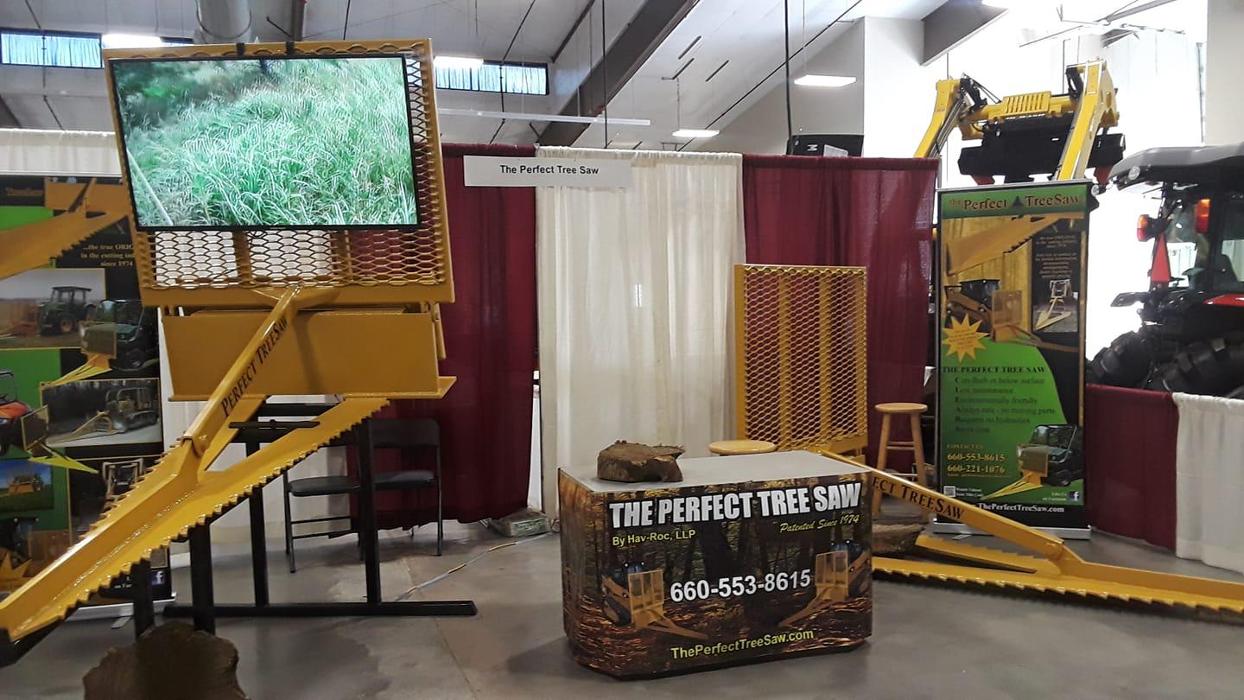 The Perfect TreeSaw - Green Ridge, MO