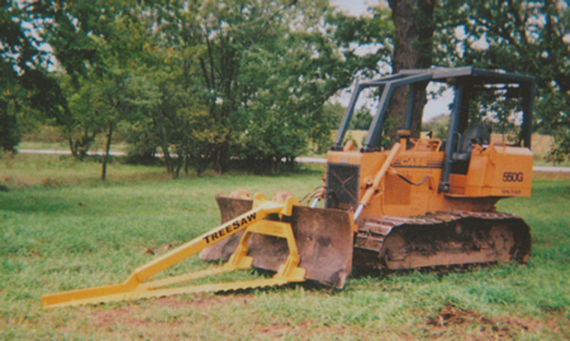 The Perfect TreeSaw - Green Ridge, MO