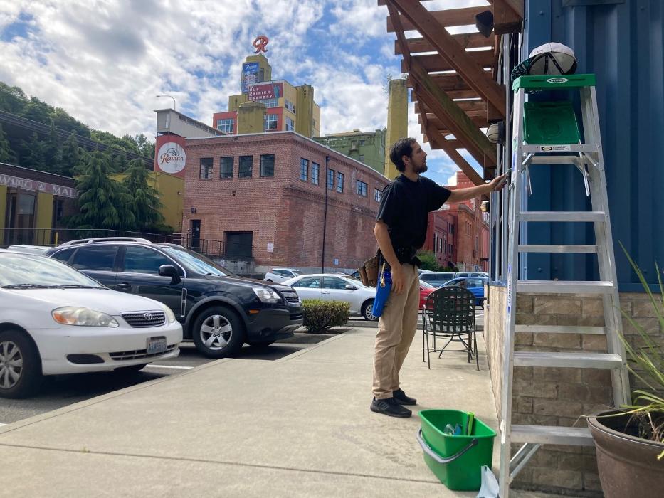 Peak And Valley Clean - East Wenatchee, WA