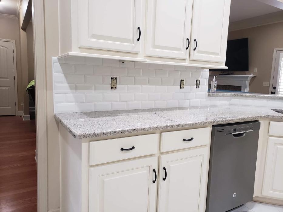 Sandoval Flooring - Cottondale, AL