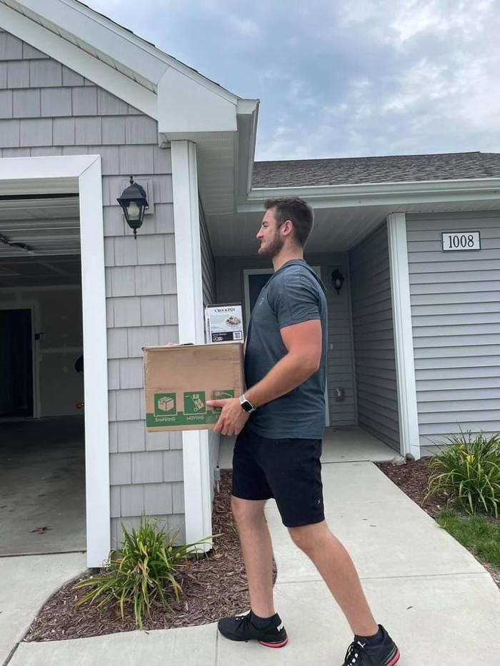 Move Moore - Wyoming, MI