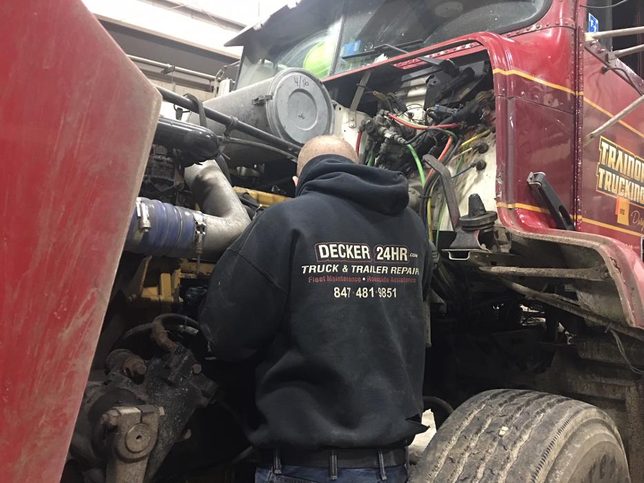 Decker 24 Hour Truck & Trailer, Inc. - Belvidere, IL