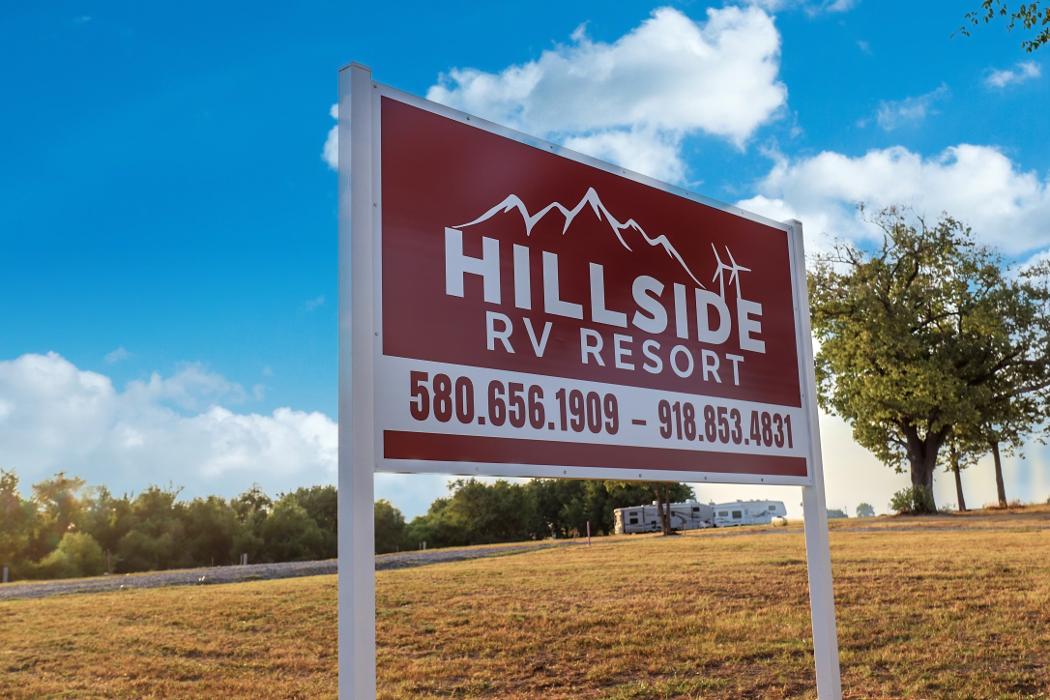 Hillside RV Resort - Elgin, OK