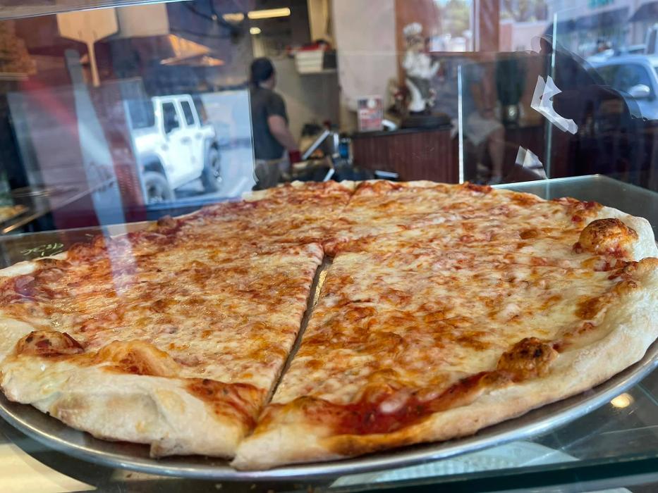 Mama's Pizza & Pasta - Matthews, NC