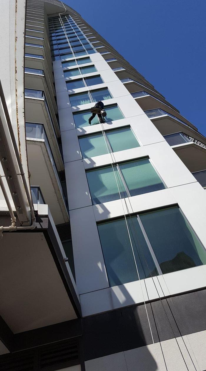 J&M Window Cleaning - Federal Way, WA