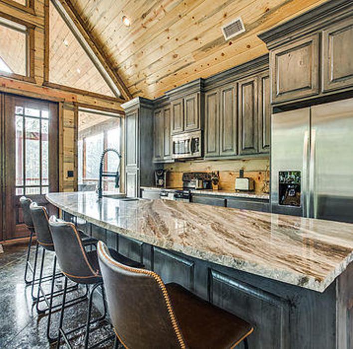 Bravo Custom Cabins - Broken Bow, OK