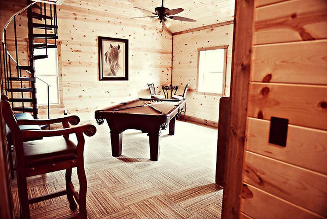 Bravo Custom Cabins - Broken Bow, OK