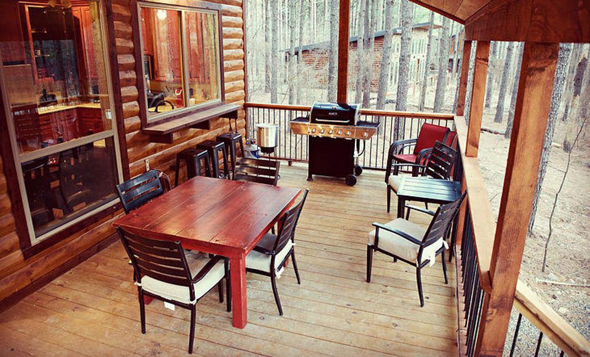 Bravo Custom Cabins - Broken Bow, OK