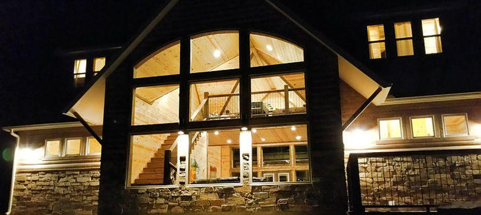 Bravo Custom Cabins - Broken Bow, OK