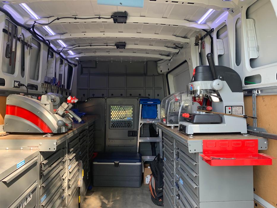 Hoffmans Locksmith Service - Randolph, MS