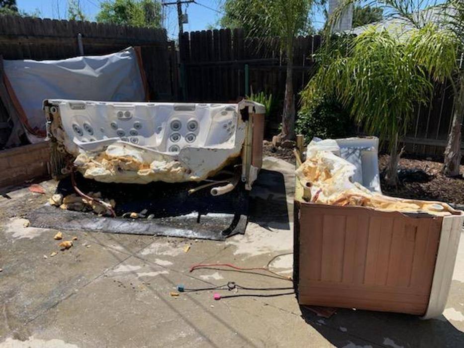 Clark's Hauling and Cleanup - Bloomington, CA