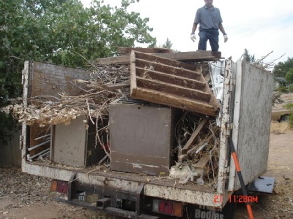 Clark's Hauling and Cleanup - Bloomington, CA