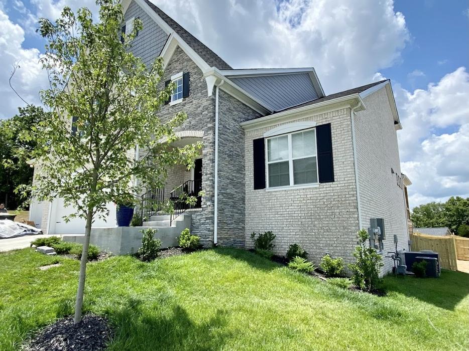 Alberto Garcia Landscaping & Maintenance - Franklin, TN