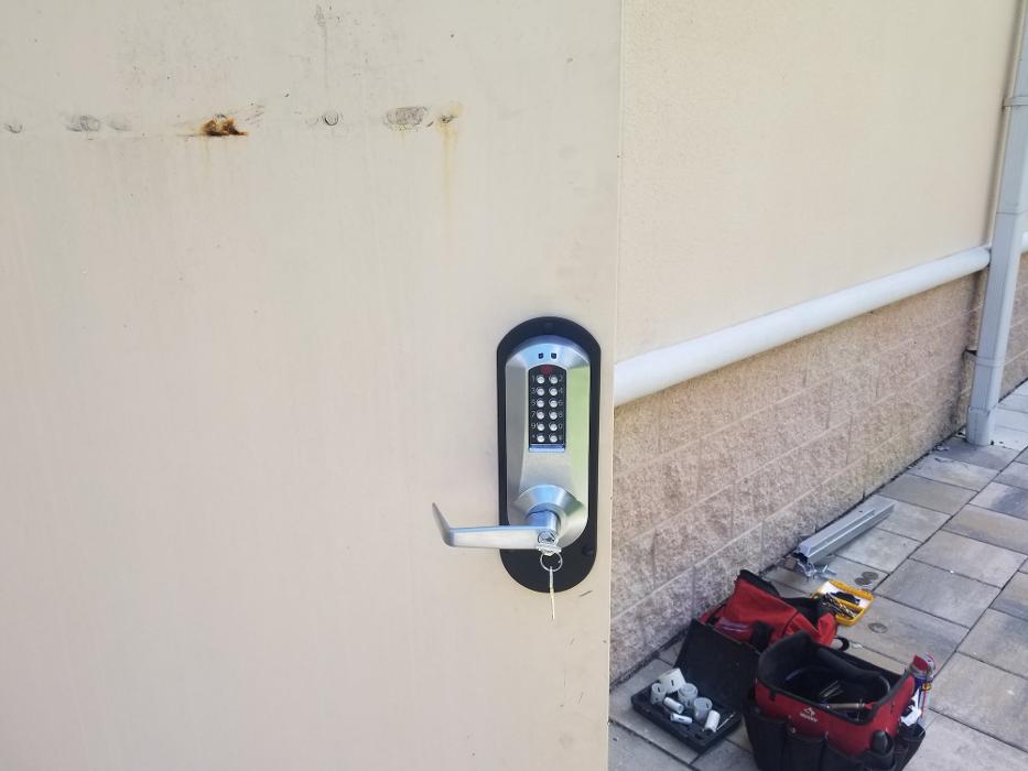 Super Locksmith - Tampa, FL