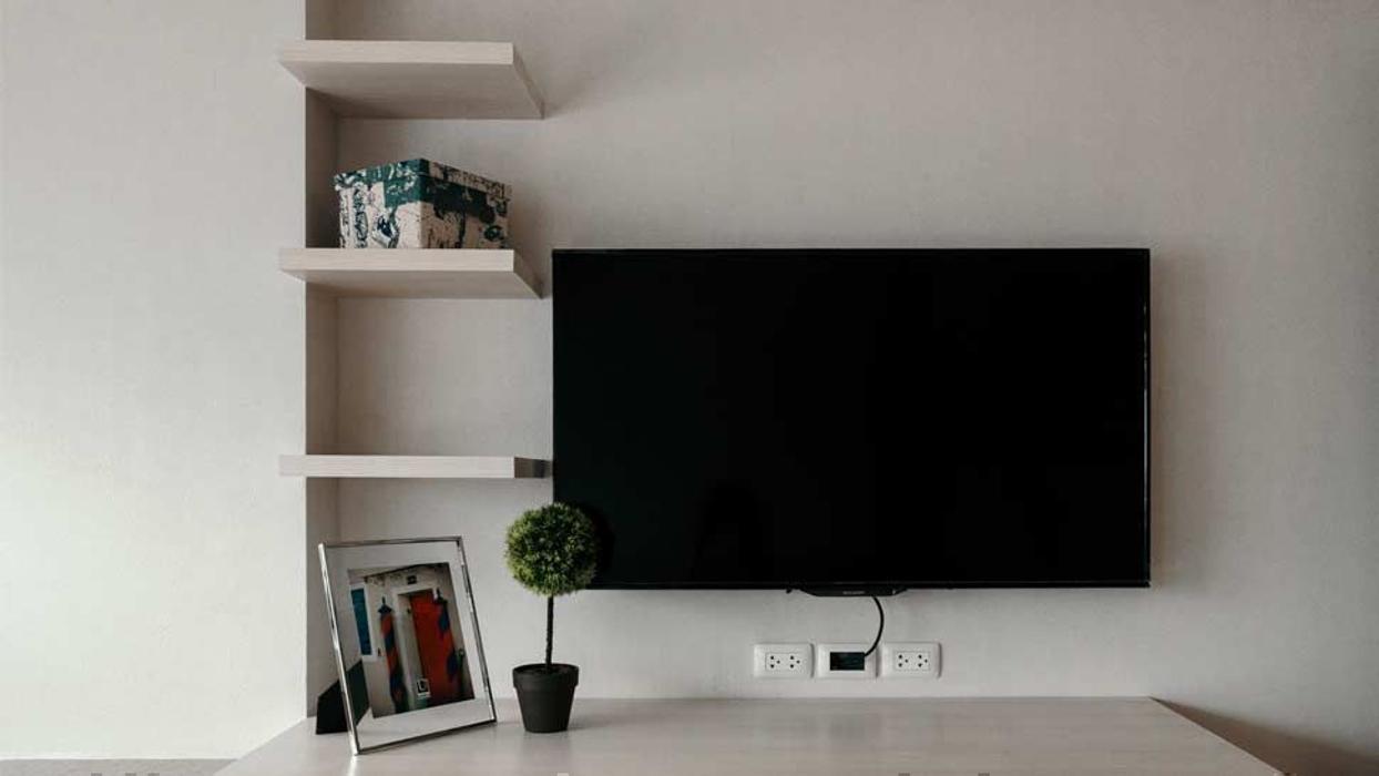 Westman's TV Mounting And Handyman Services Image