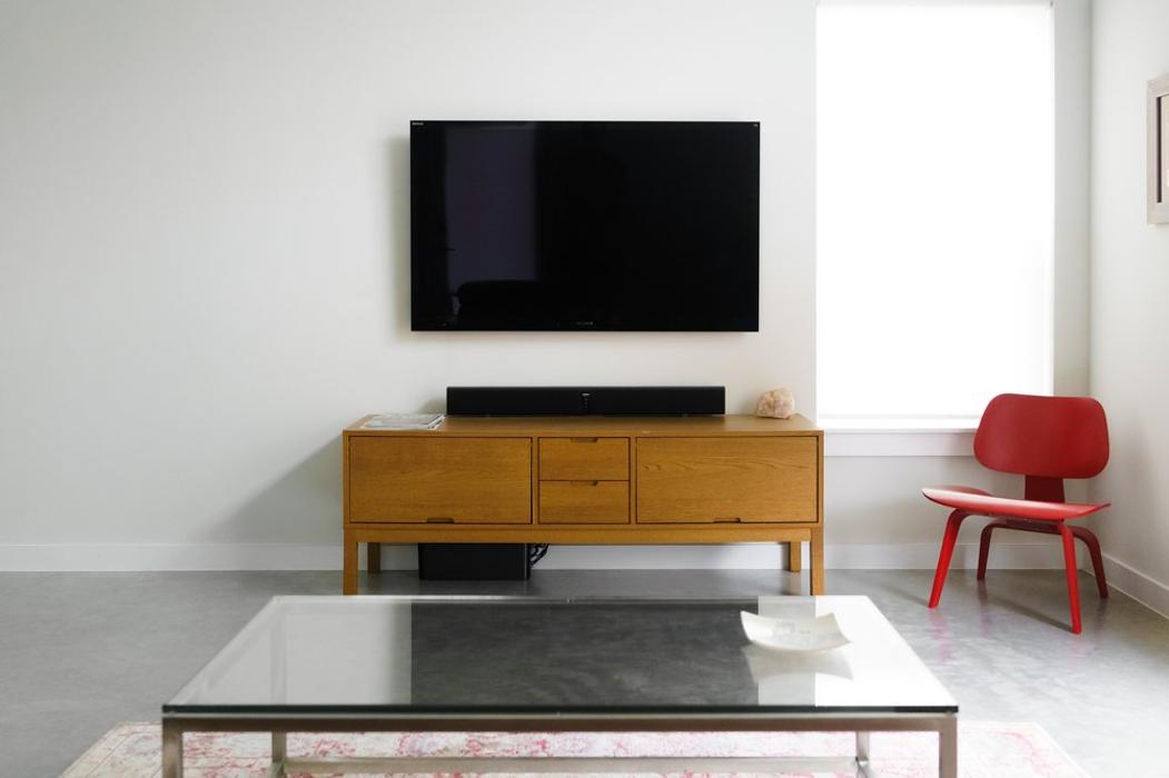Westman's TV Mounting And Handyman Services Image